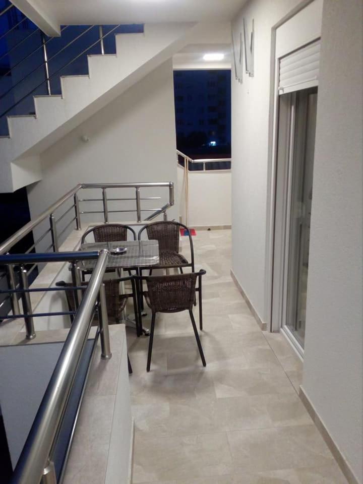 Apartmani M&V Сутоморе Екстериор снимка